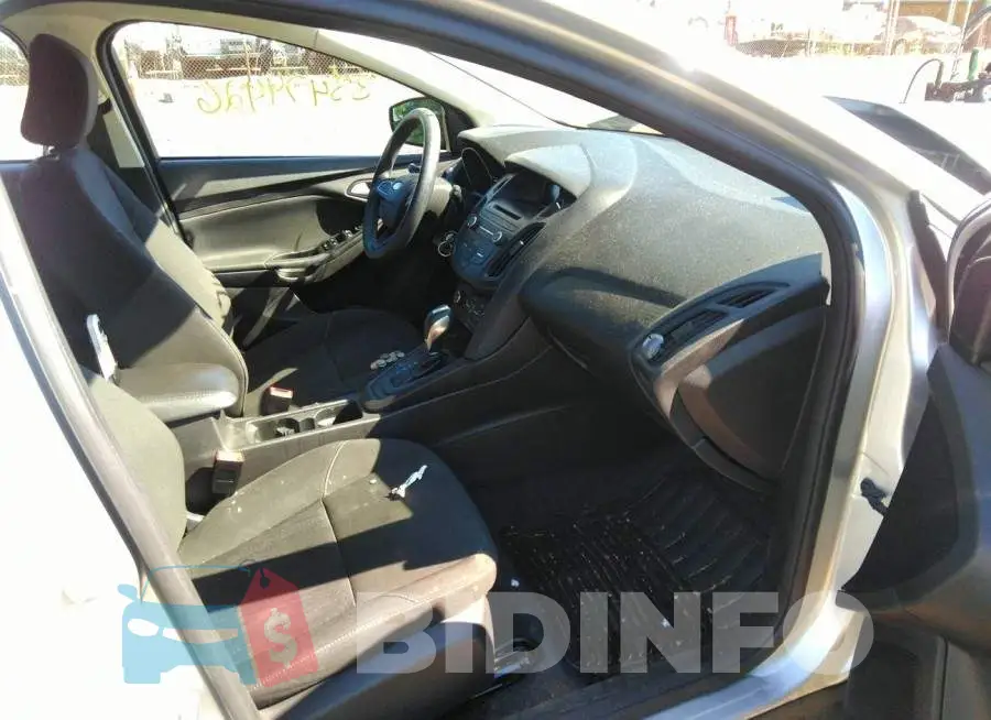 1FADP3K23FL222798 Photo# 5