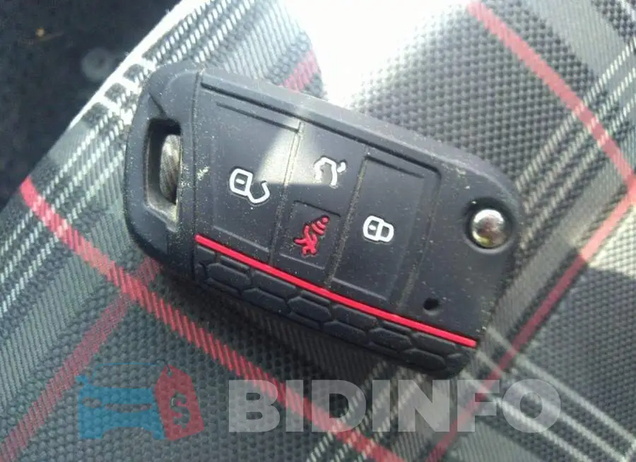 3VW4T7AU4FM019561 Photo# 11