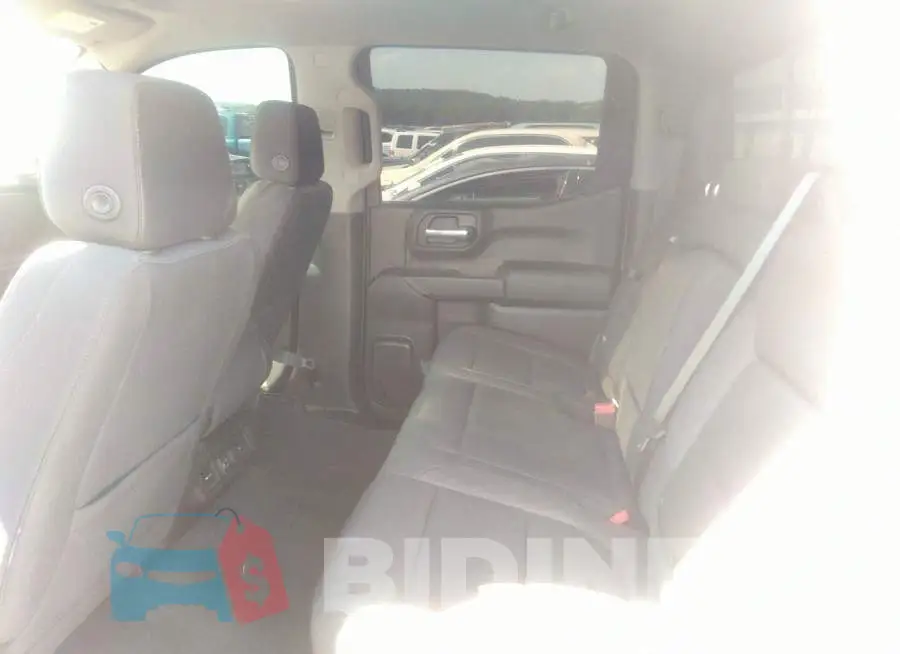 3GCPYDEK5MG344899 Photo# 8