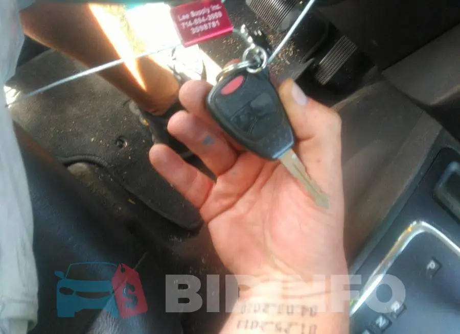 1C4NJCBA5GD706250 Photo# 11