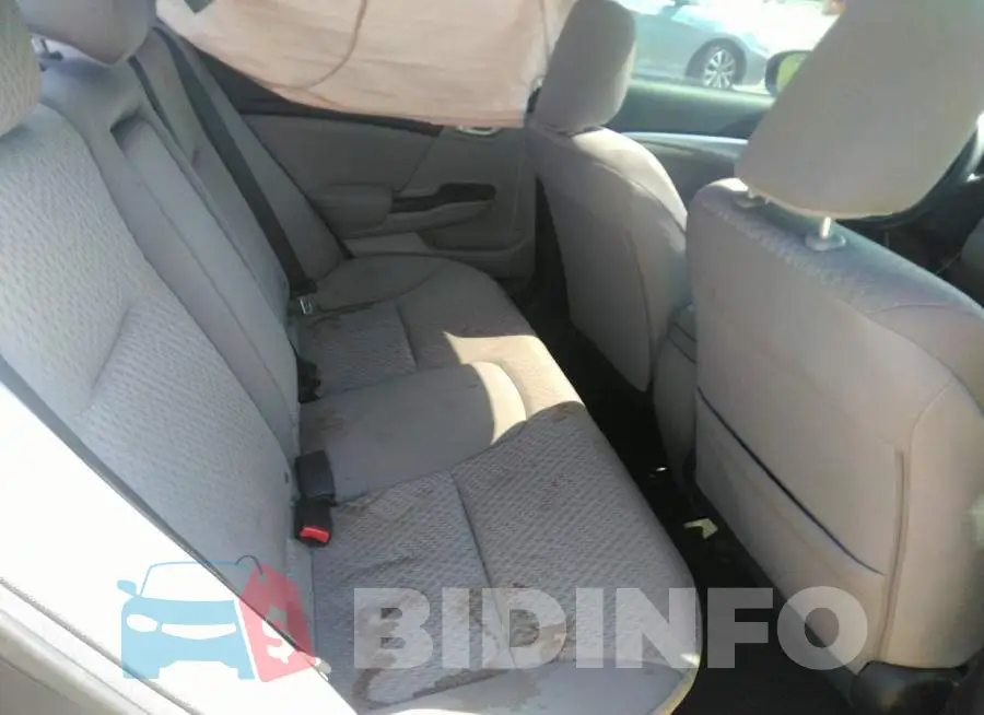 19XFB2F82FE010297 Photo# 8