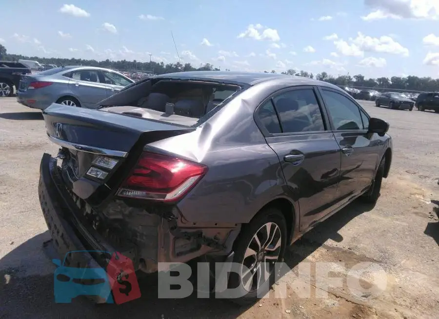 19XFB2F82FE010297 Photo# 4