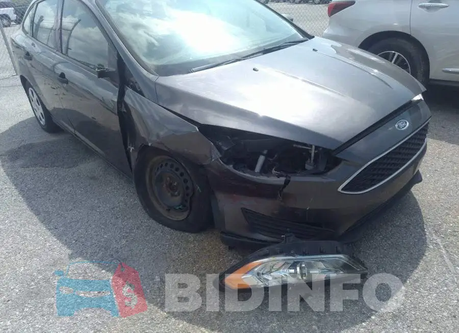 1FADP3E24JL275191 Photo# 6