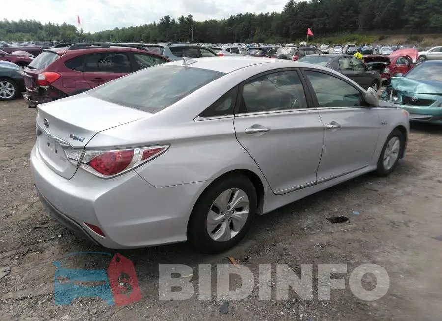 KMHEC4A4XFA139265 Photo# 4