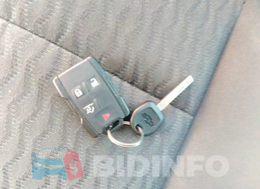1GNSKDEC8KR398514 Photo# 11