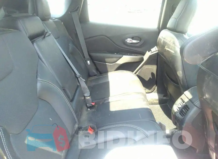 1C4PJMMX9MD170673 Photo# 8