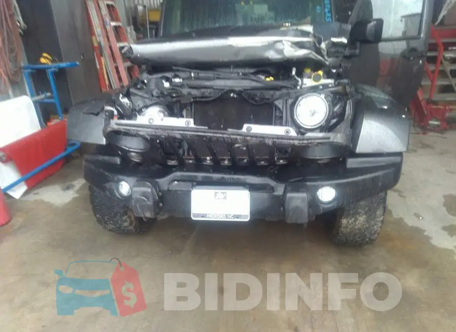 1C4BJWEG9HL589381 Photo# 6