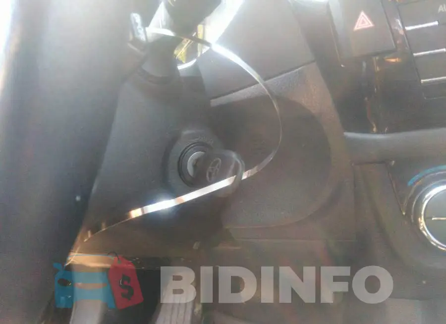 2T1BURHE3FC454114 Photo# 11
