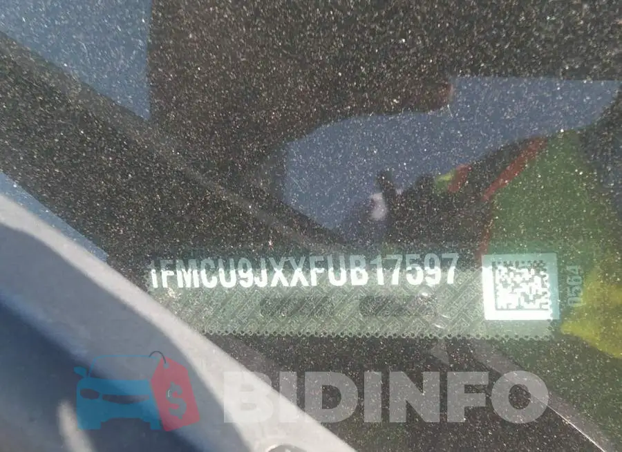 1FMCU9JXXFUB17597 Photo# 9