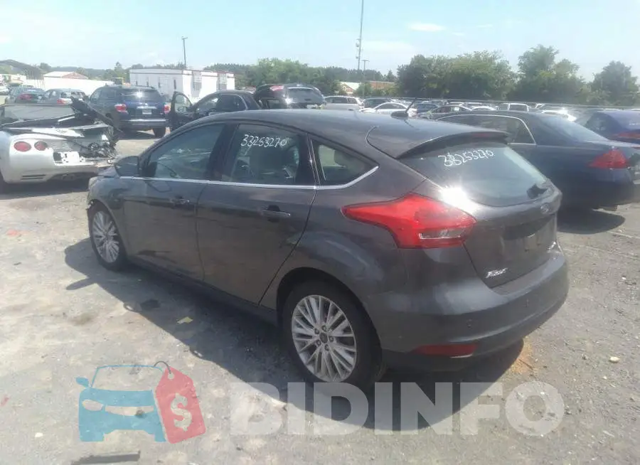 1FADP3N26JL283423 Photo# 3