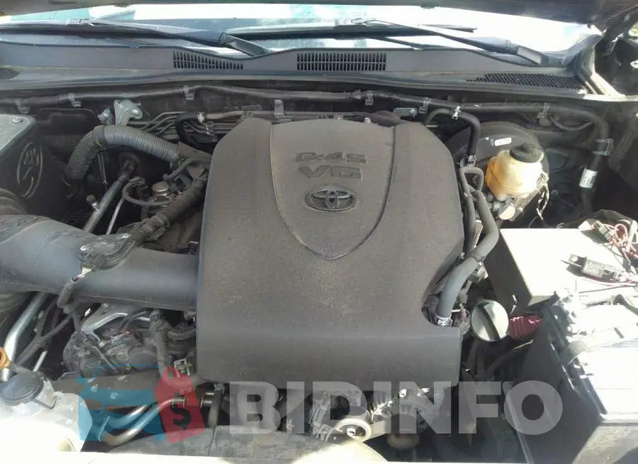 3TMCZ5AN0HM059147 Photo# 10