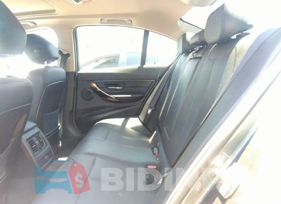 WBA3A5G53FNS85035 Photo# 8