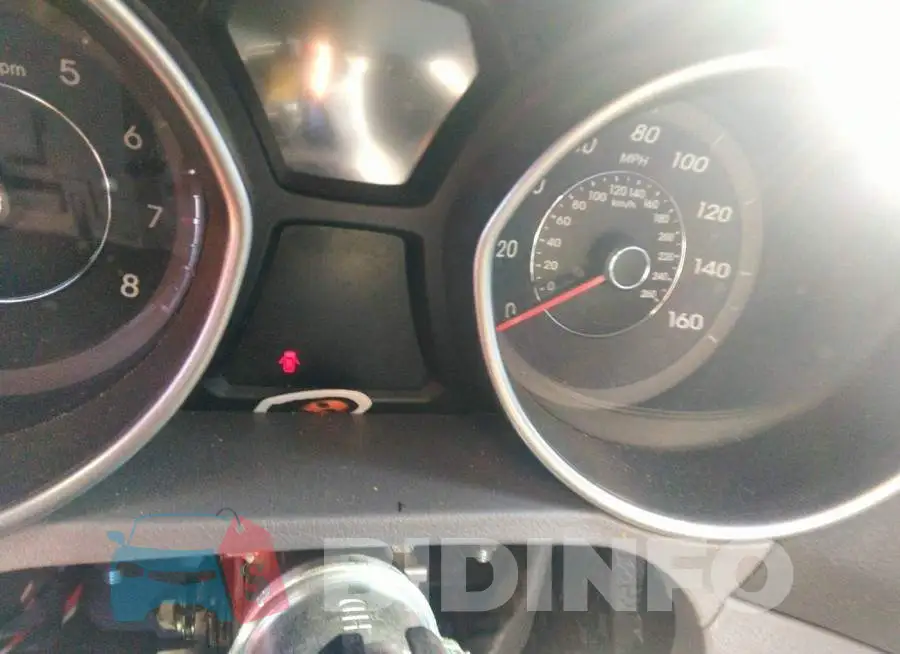 5NPDH4AE3FH596311 Photo# 7