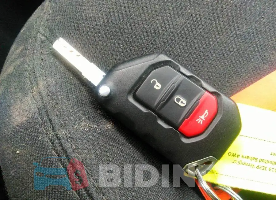 1C4HJXEGXKW543273 Photo# 11