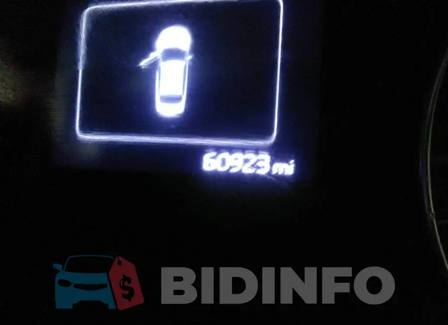 5XXGT4L36JG195136 Photo# 7