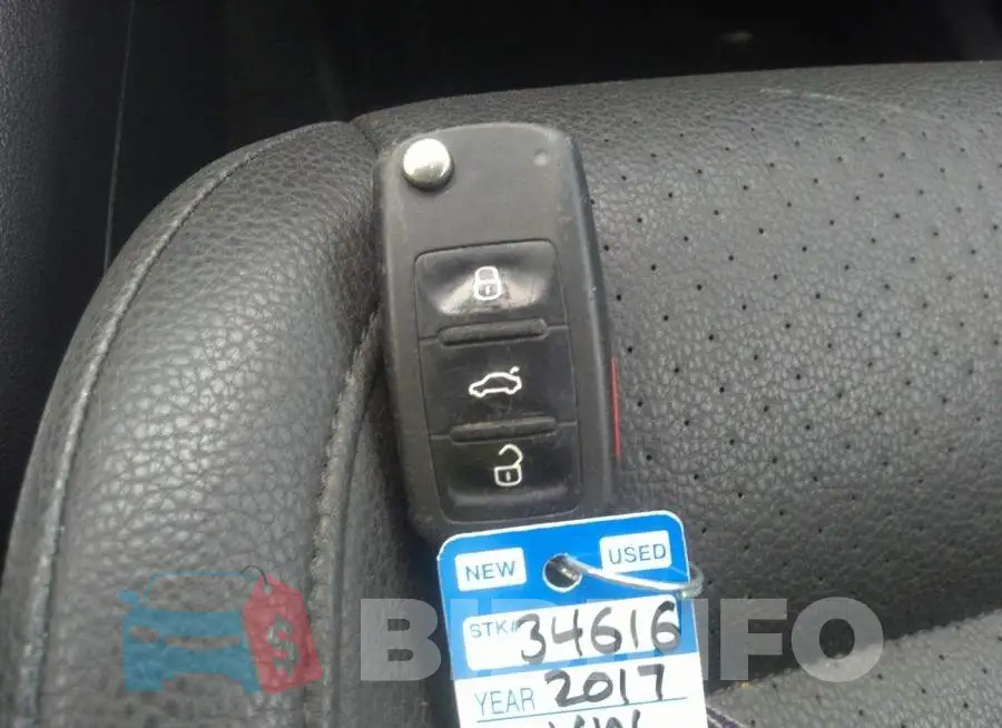 WVGAV7AX7HK039416 Photo# 11