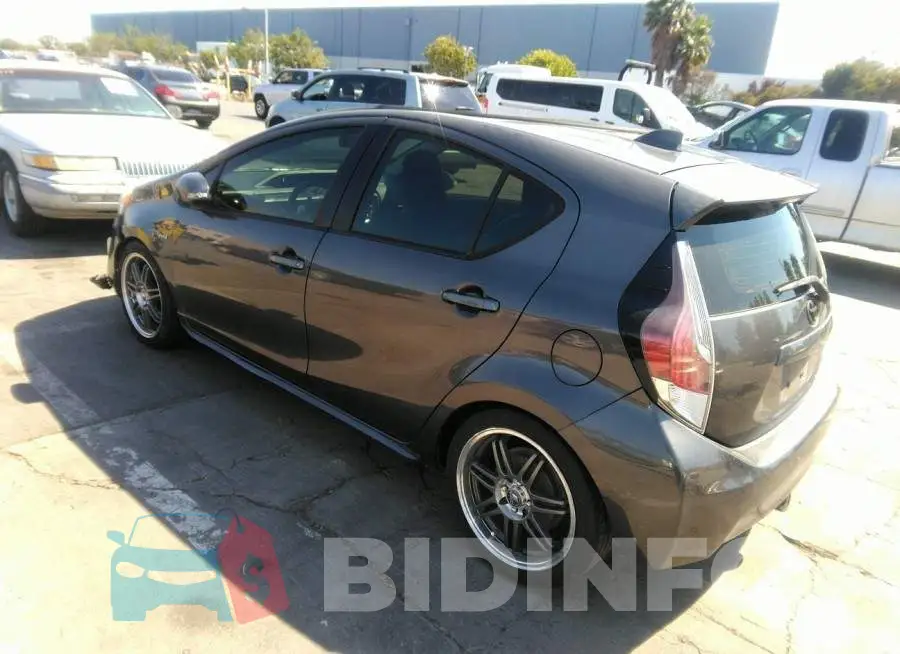 JTDKDTB37F1102937 Photo# 3