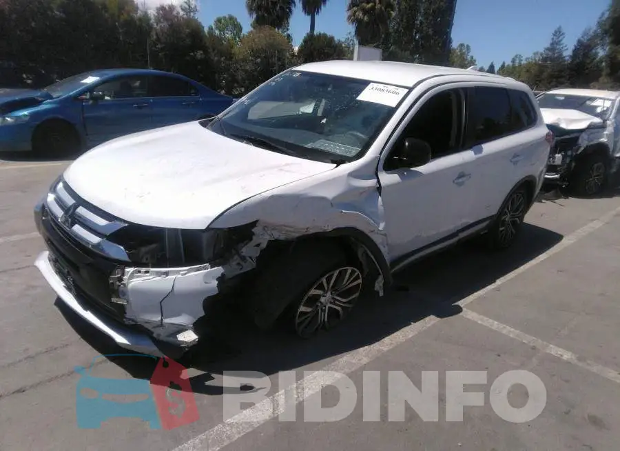 JA4AD2A36JZ051894 Photo# 2