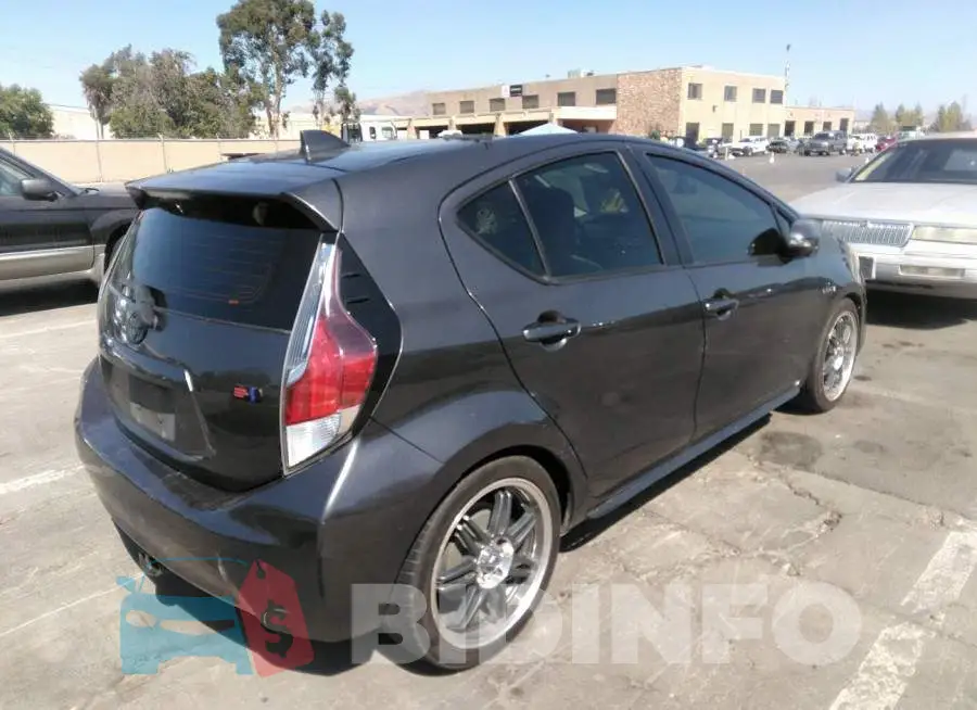 JTDKDTB37F1102937 Photo# 4