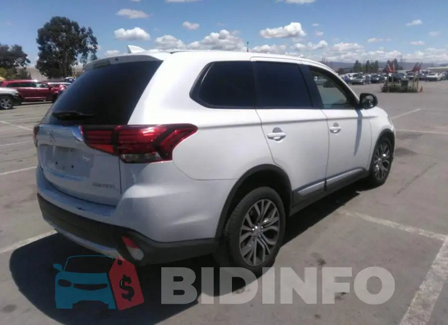 JA4AD2A36JZ051894 Photo# 4