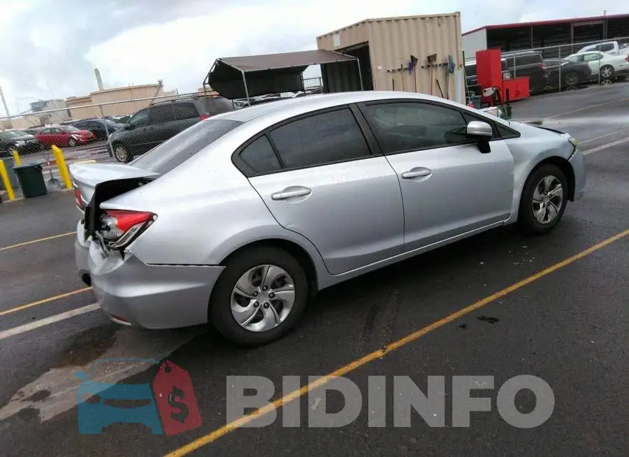 2HGFB2F50FH550355 Photo# 4