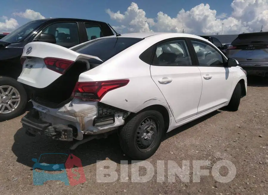 3KPC24A68ME129019 Photo# 4