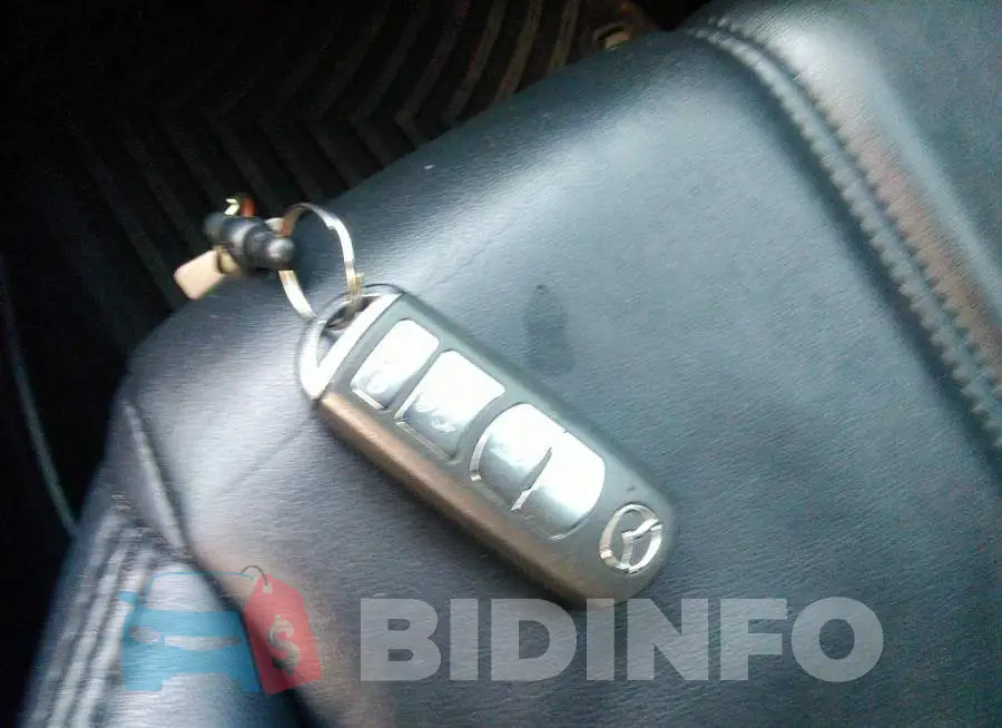 3MZBN1V38JM256076 Photo# 11