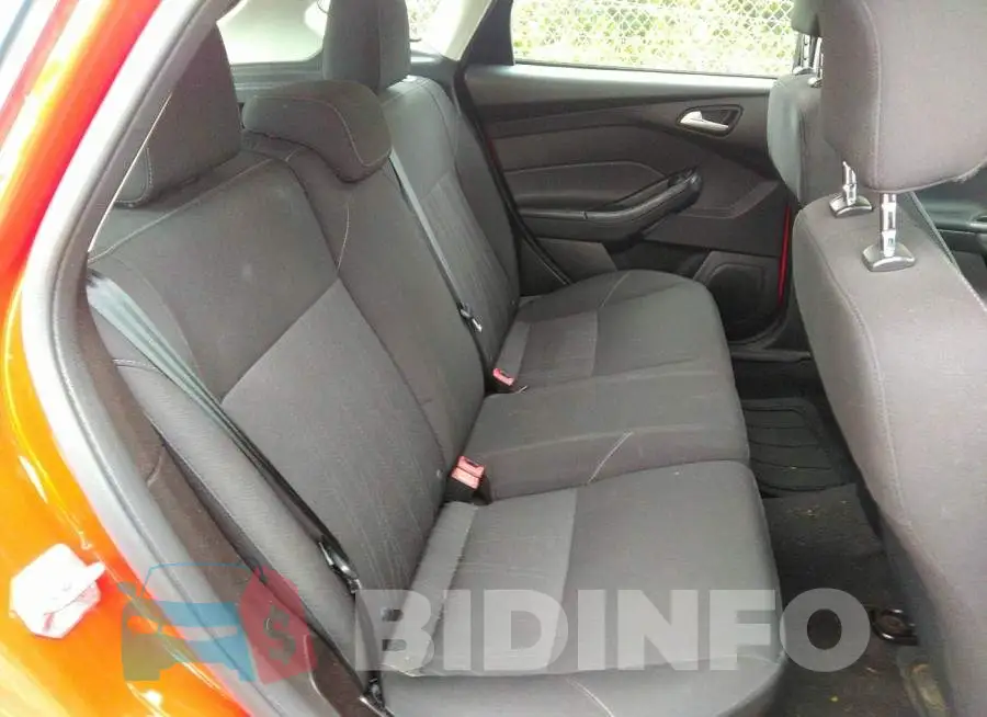 1FADP3K20GL337795 Photo# 8