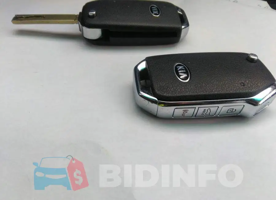KNDJ23AU3L7047858 Photo# 11