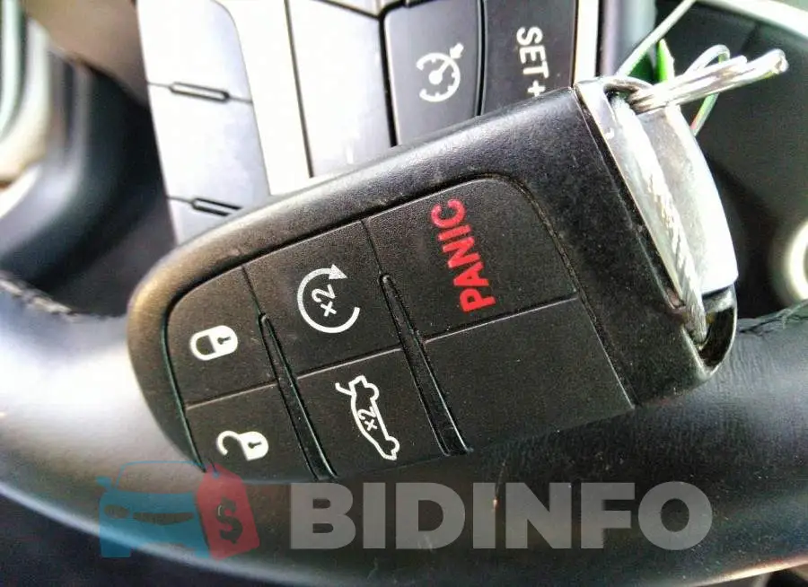 2C3CDXJG7GH140949 Photo# 11