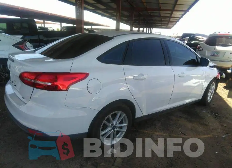 1FADP3F23JL280235 Photo# 4