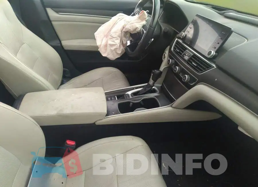 1HGCV1F95JA089345 Photo# 5