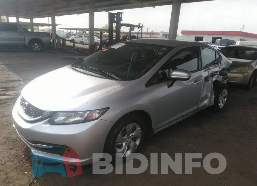 2HGFB2F50FH517162 Photo# 2