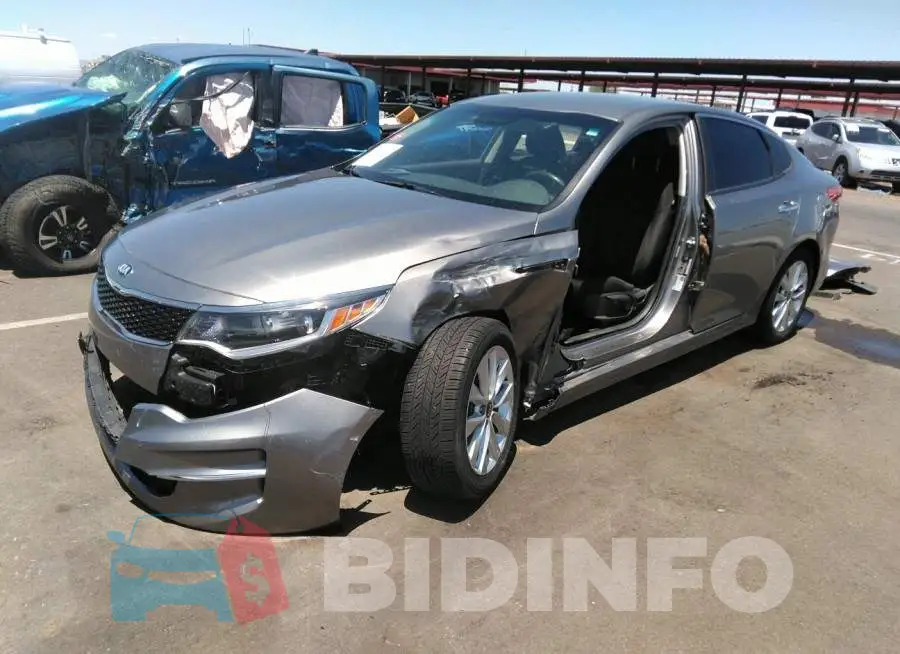 5XXGT4L31JG271734 Photo# 2
