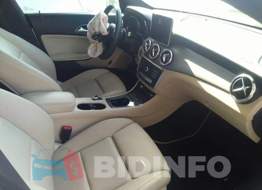 WDDSJ4EB5JN591895 Photo# 5
