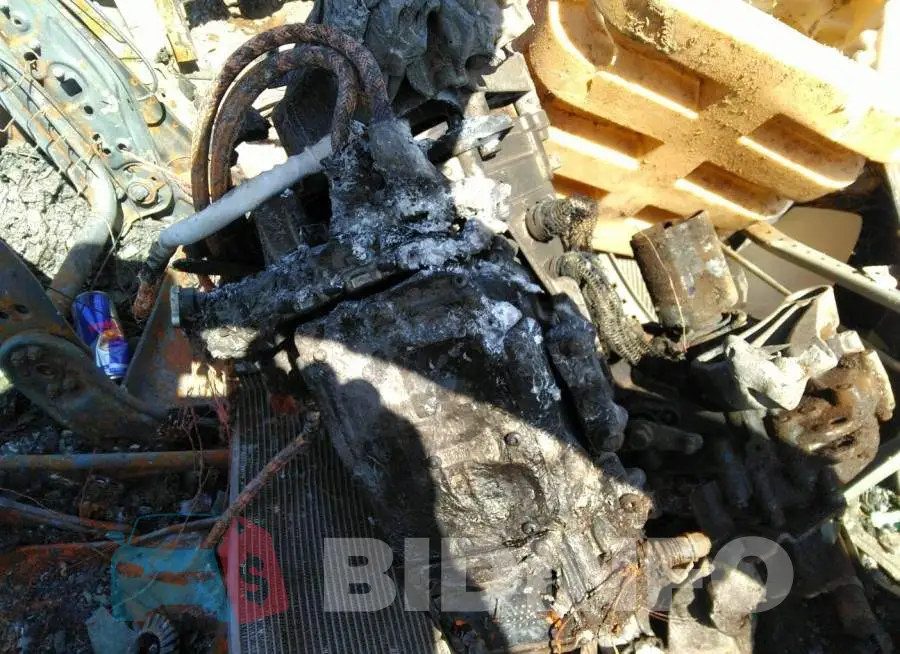 WMEEJ9AA4FK824435 Photo# 10