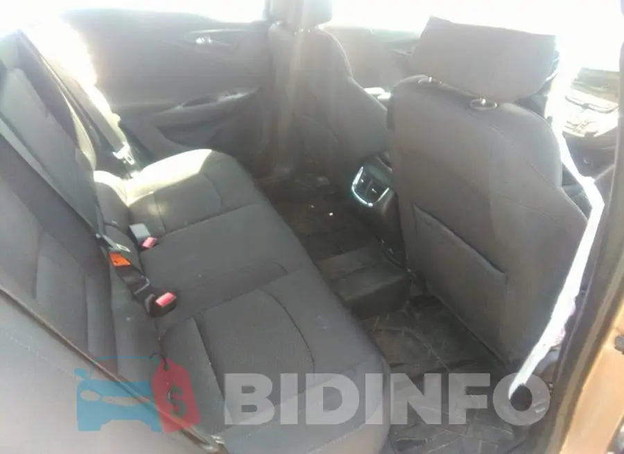 1G1ZD5ST5JF252219 Photo# 8