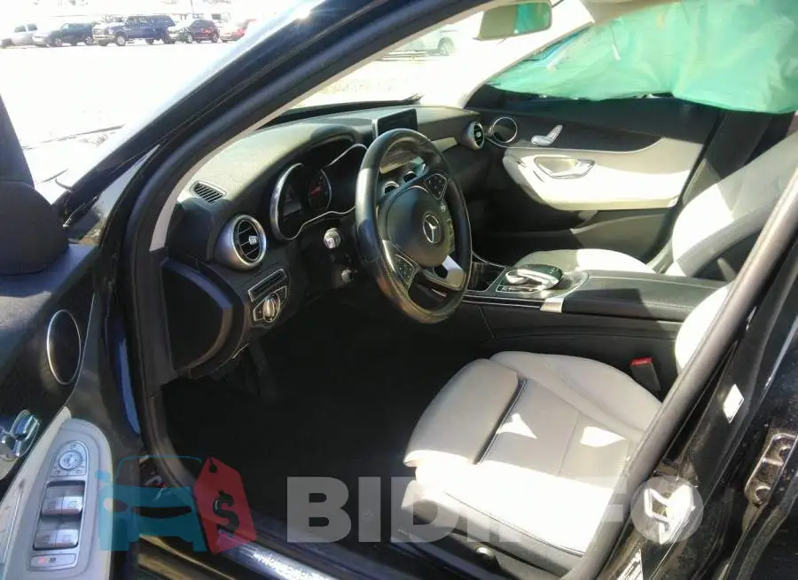 55SWF4JB4GU158769 Photo# 5