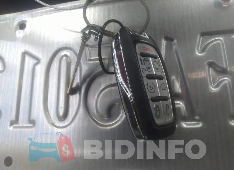2C4RC1BG1LR285087 Photo# 11