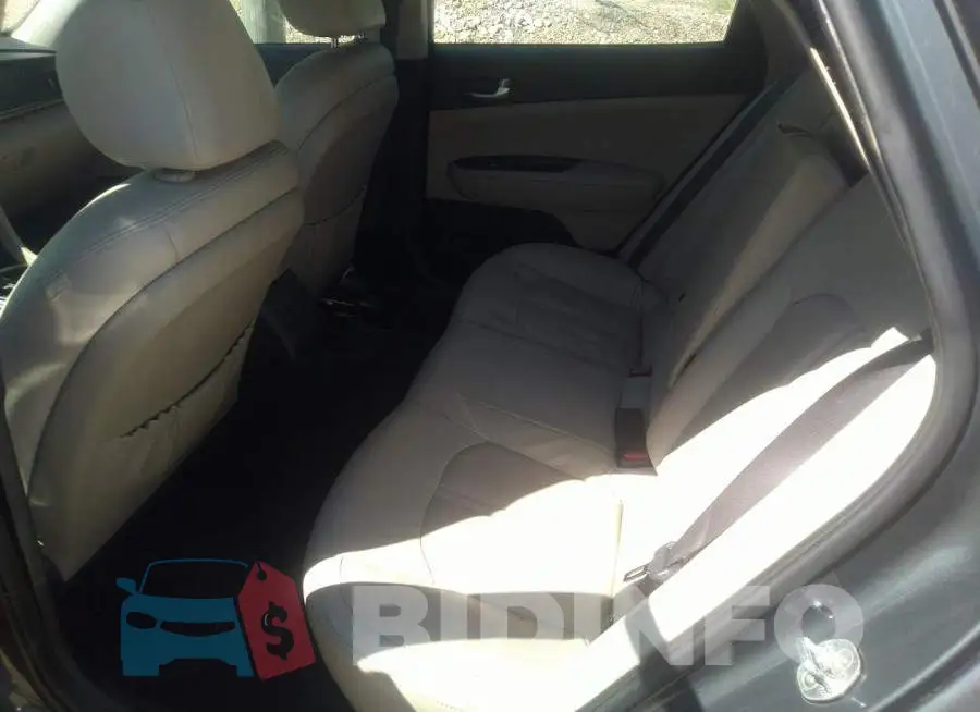 KNAGT4L36G5071863 Photo# 8