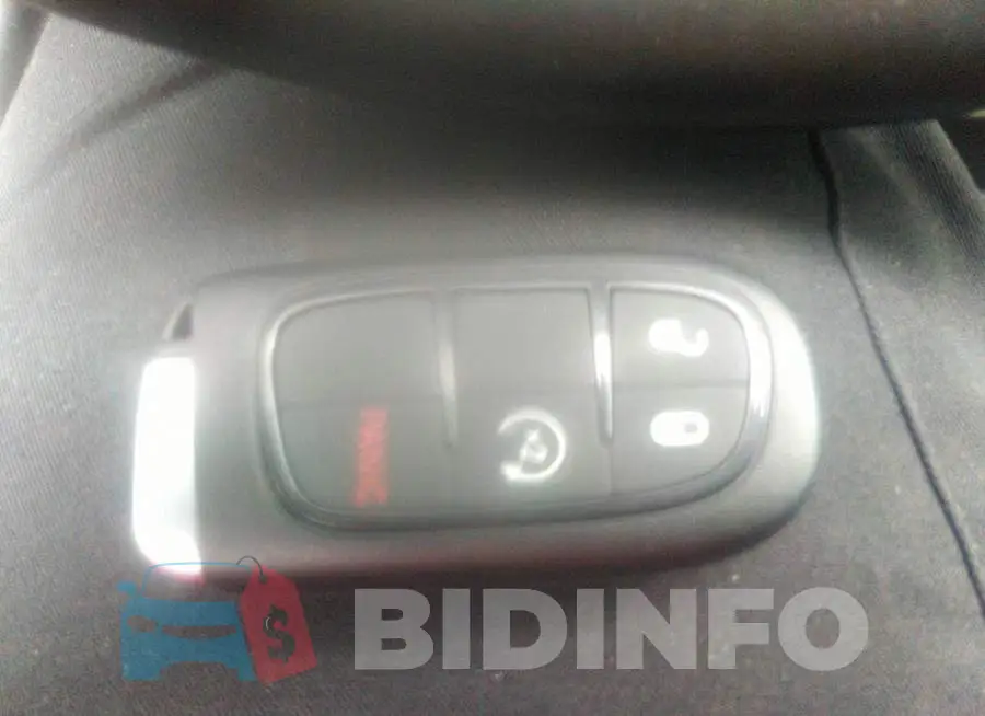 1C4PJLDB1GW264229 Photo# 11