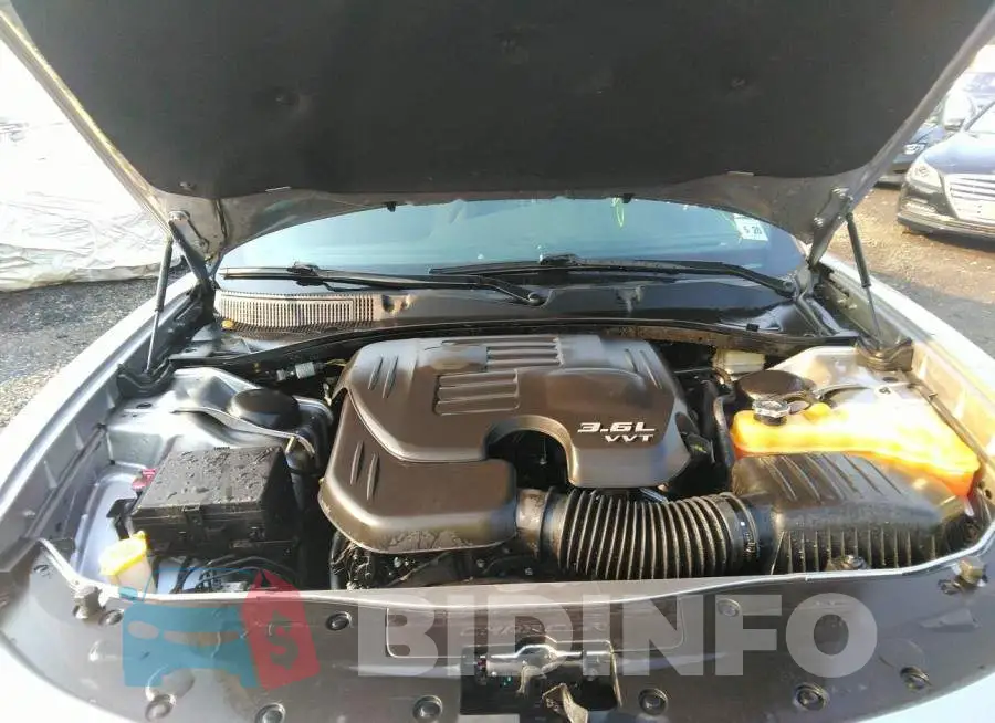 2C3CDXBGXFH844124 Photo# 10