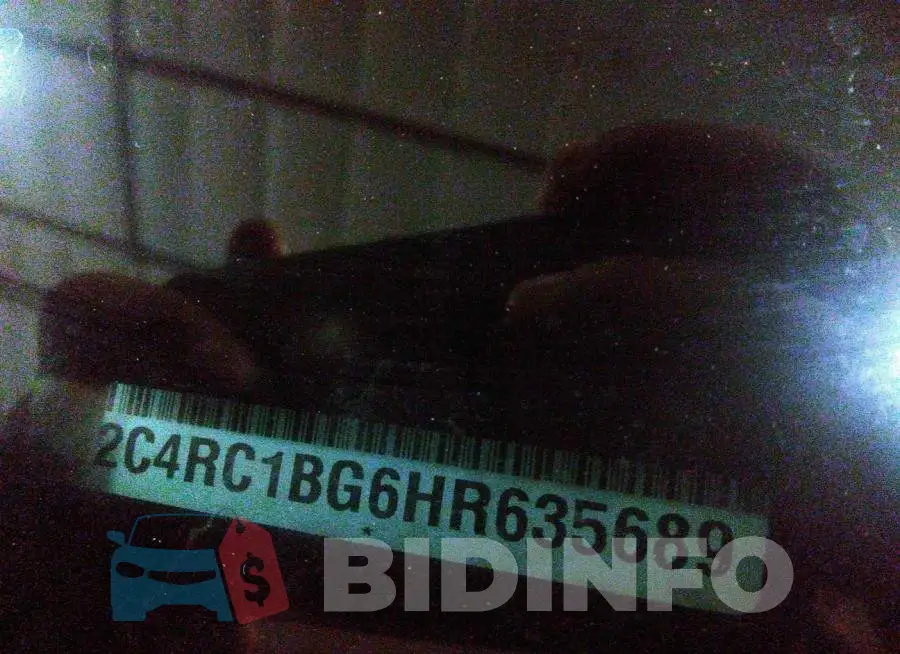 2C4RC1BG6HR635689 Photo# 9