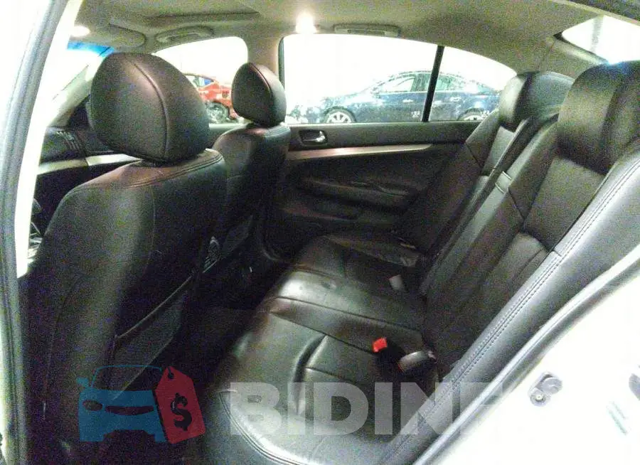 JN1CV6ARXFM523013 Photo# 8