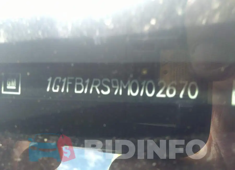 1G1FB1RS9M0102670 Photo# 9