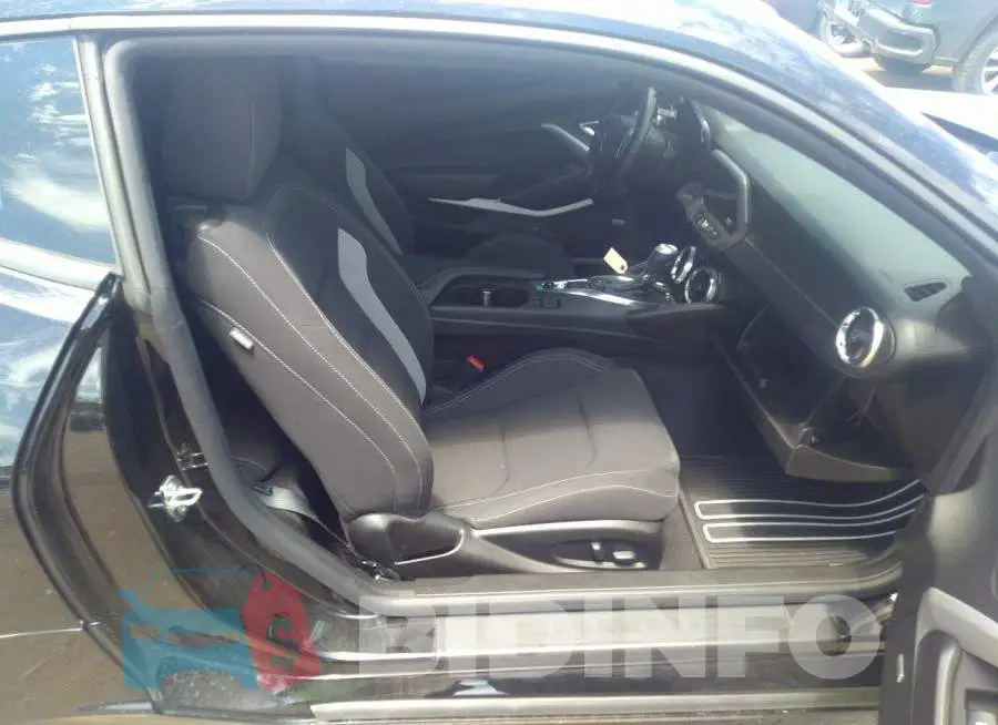 1G1FB1RS9M0102670 Photo# 5