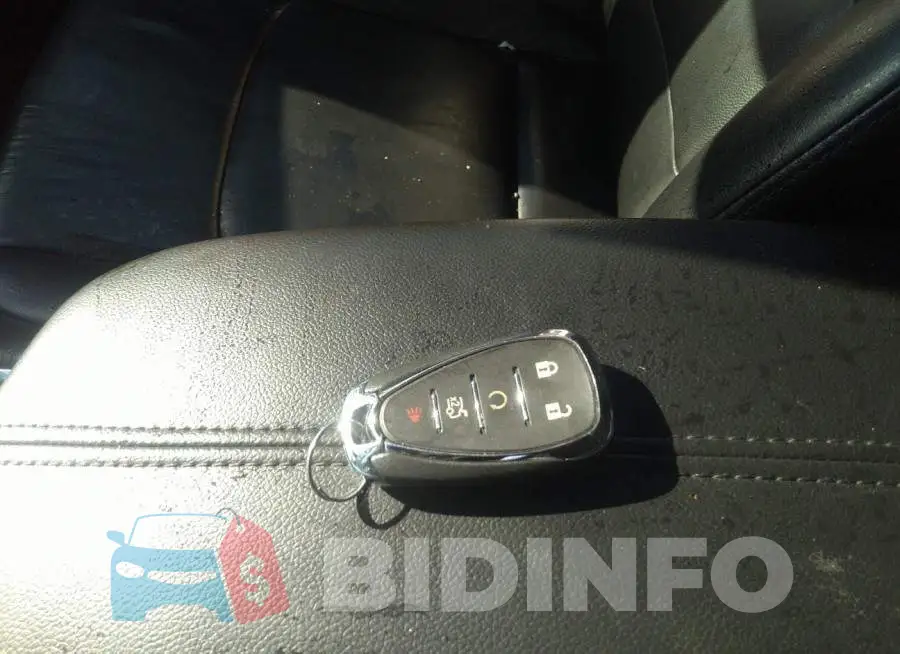 1G1ZE5ST8HF131370 Photo# 11