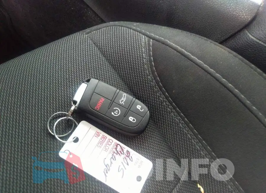 2C3CDXJG5FH926456 Photo# 11