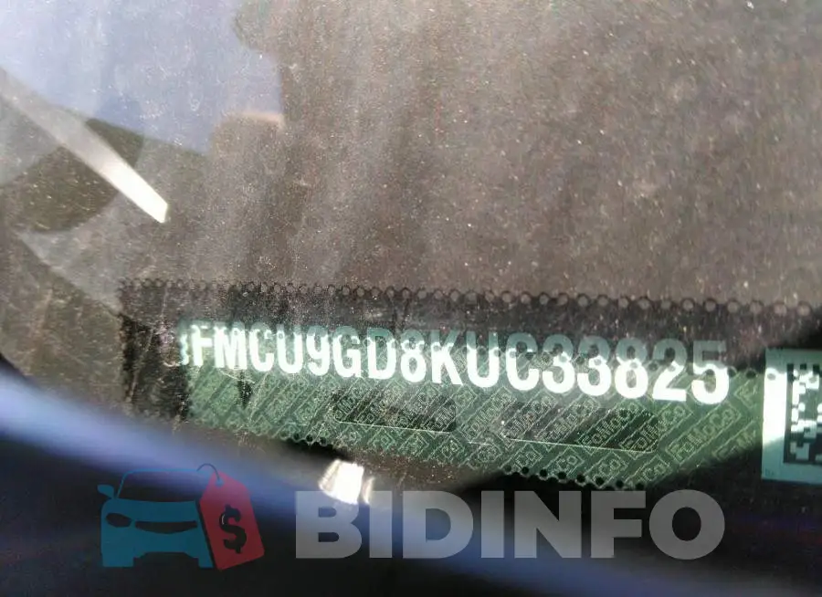1FMCU9GD8KUC33825 Photo# 9
