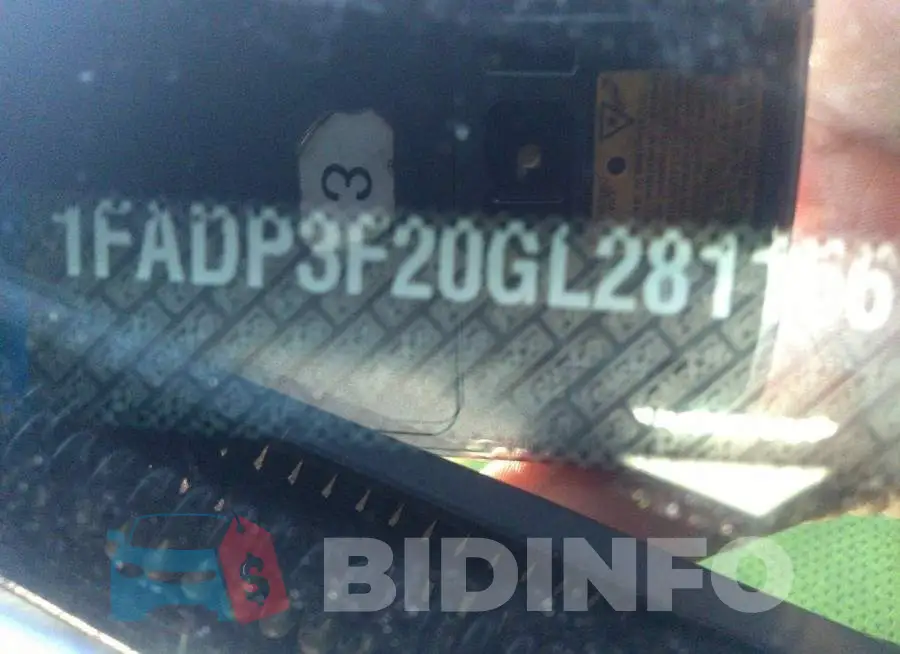 1FADP3F20GL281156 Photo# 9